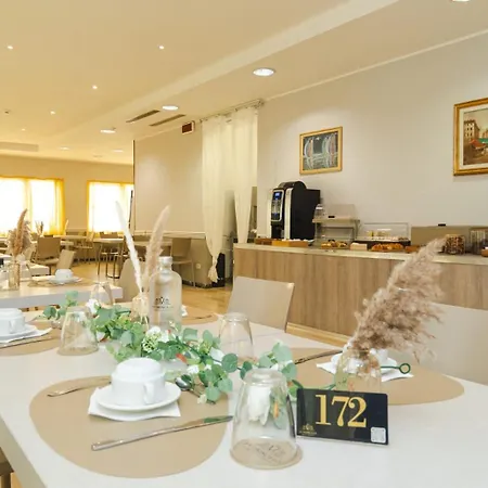Hotel Galileo 3*