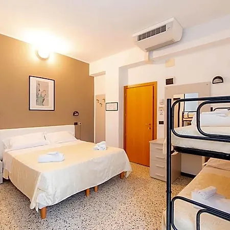 Galileo Hotel 3*